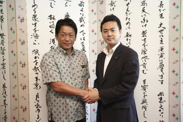 石垣市・中山市長と意見交換